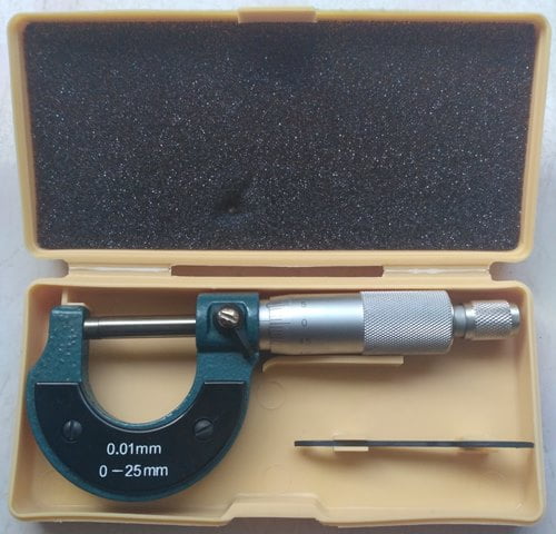 Micrometer Maintenance #3: Avoid the measuring faces closed