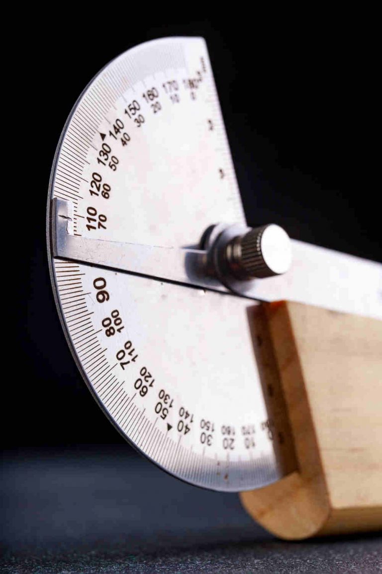 Types of Protractors Types, Application, and Advantages