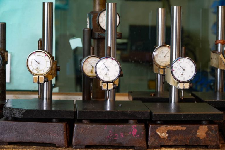 Surface Plate What is It?, Materials, Grades, Dimension Standard, etc